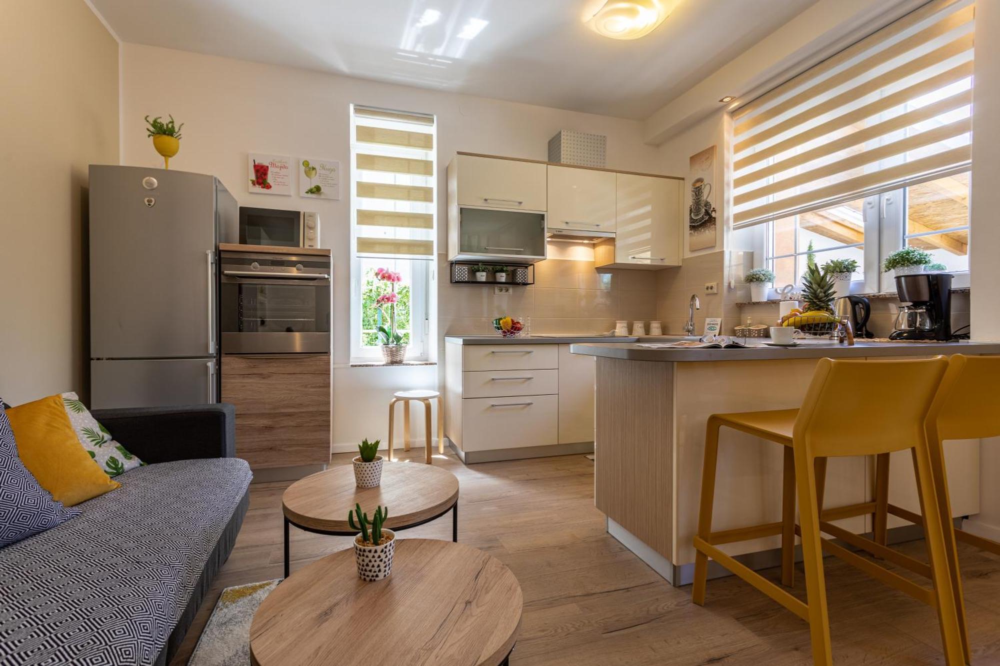 Apartment Marangunija Малинска Экстерьер фото