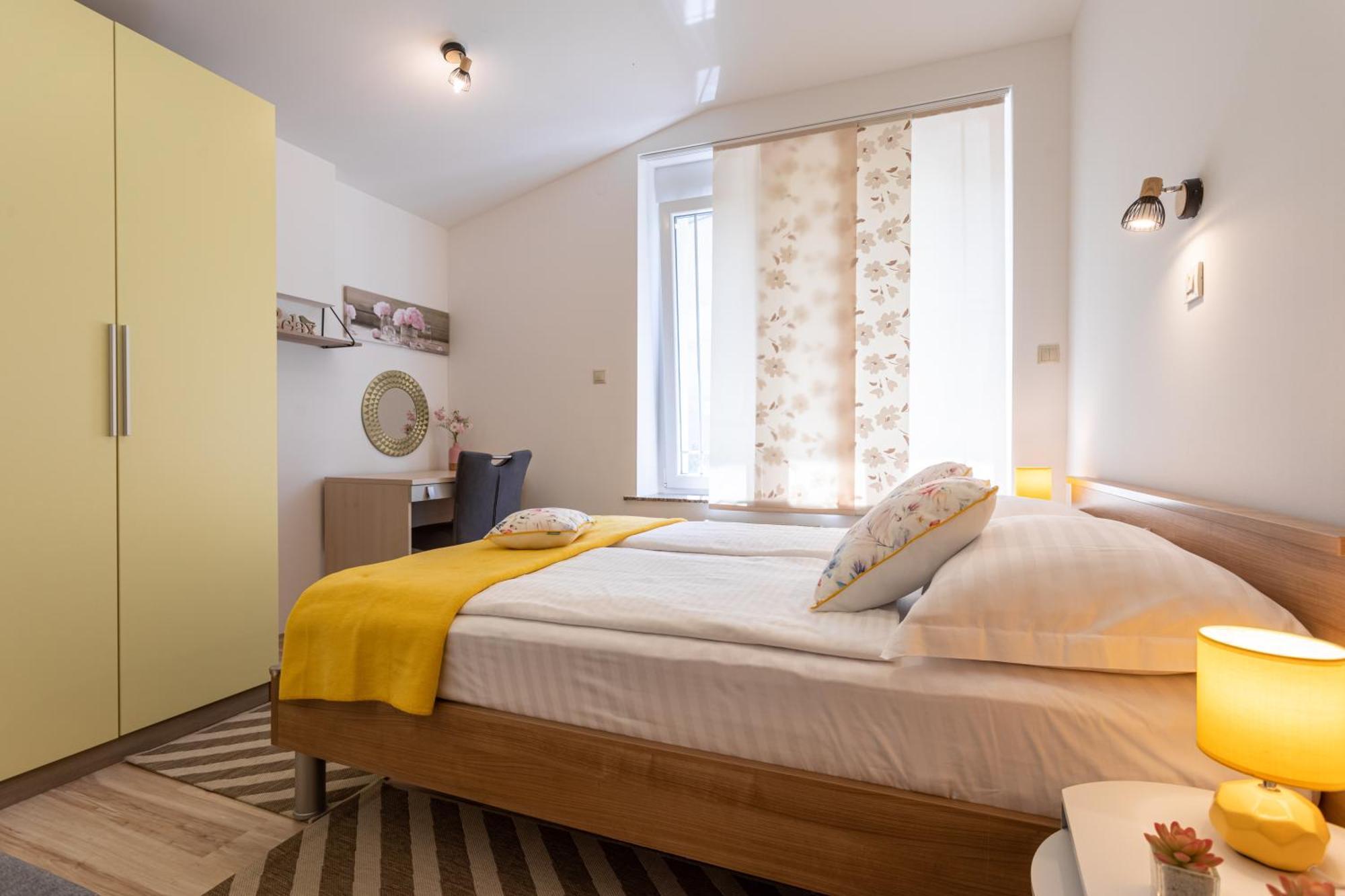 Apartment Marangunija Малинска Экстерьер фото