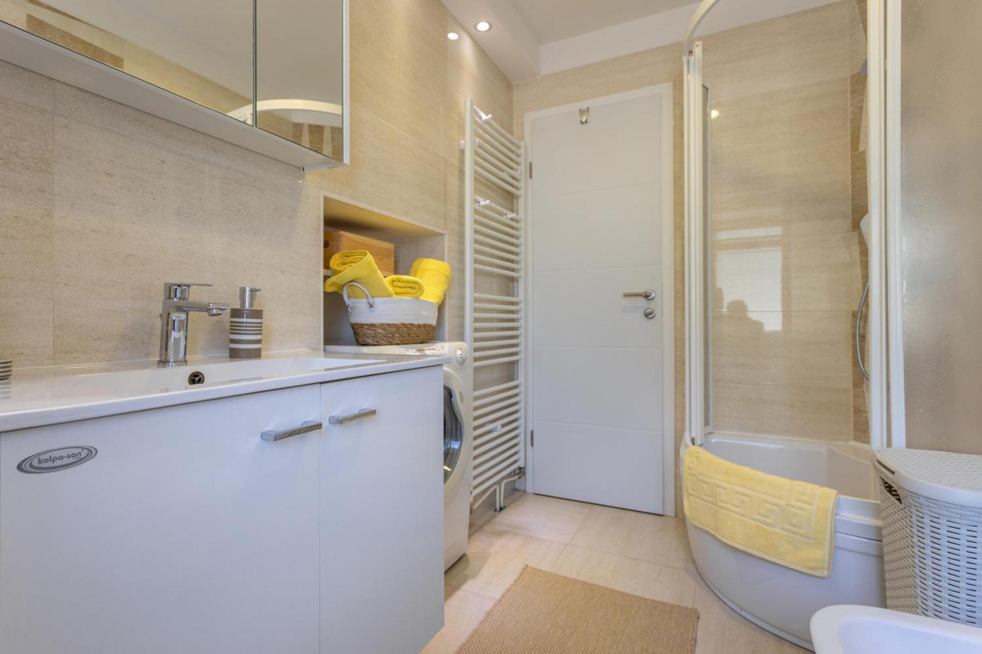 Apartment Marangunija Малинска Экстерьер фото