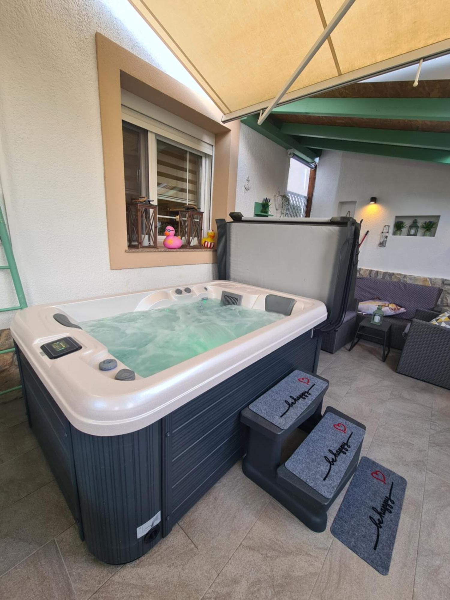 Apartment Marangunija Малинска Номер фото